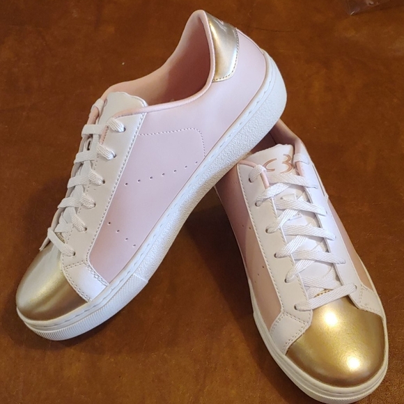 NEW Concept by Sketcher shoes size 7.5 - Picture 1 of 5